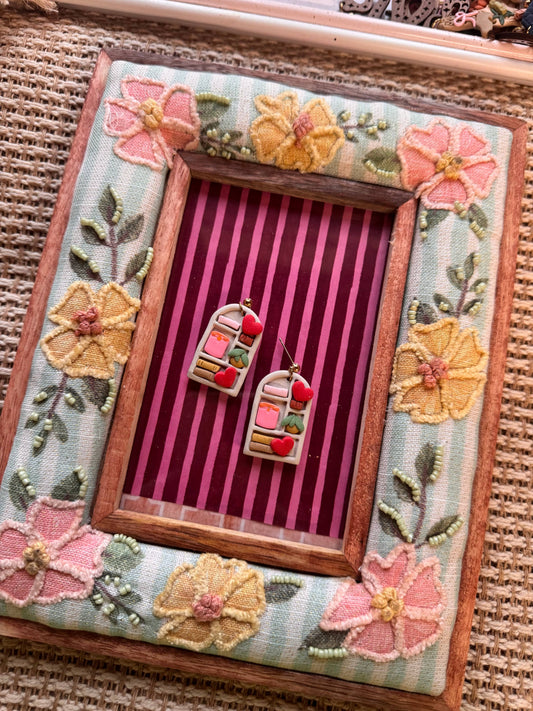 Romance Bookshelfs | Polymer Clay Earrings