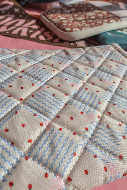 Quilted Ladybug Embroidered Book/Kindle Sleeve: Book Sleeve